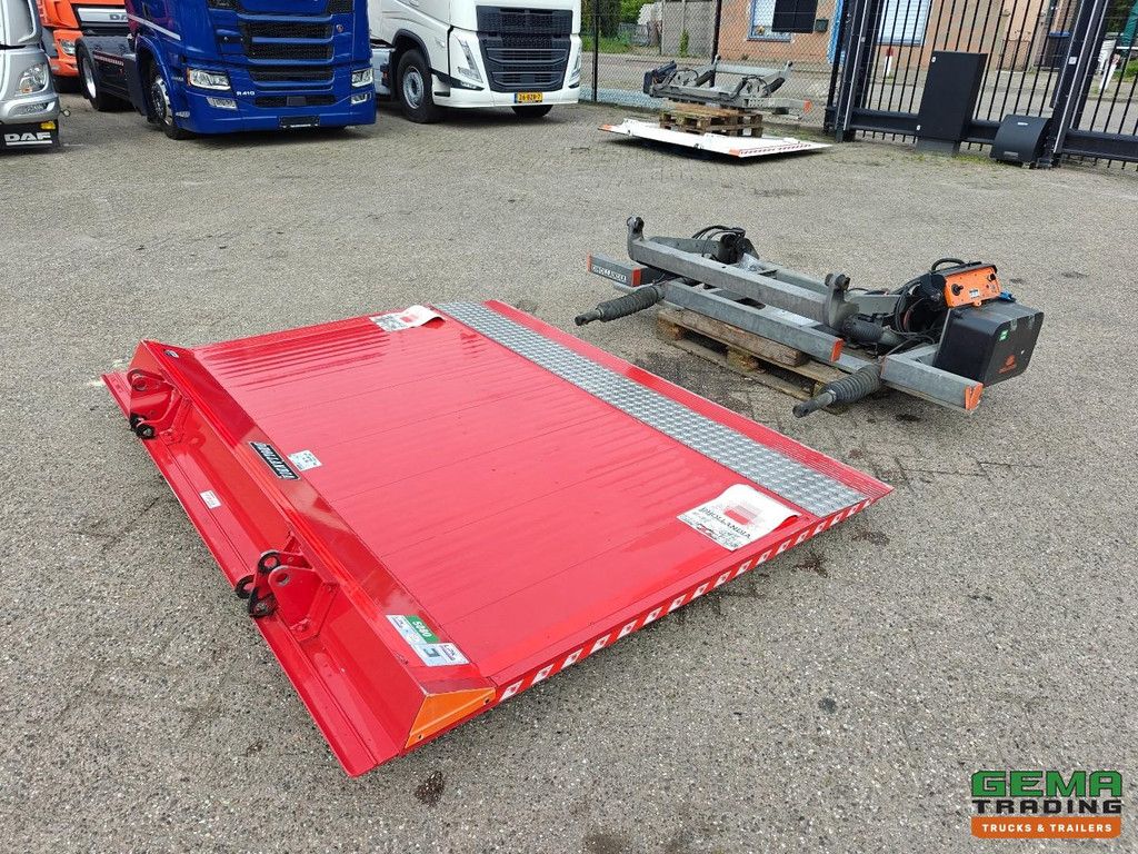 Dhollandia DHLM 1500 kg - 200 x 250 - BJ 2023