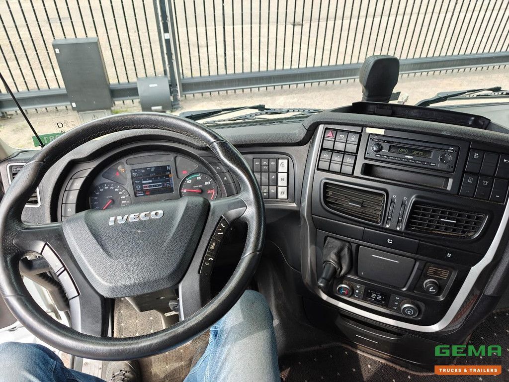Iveco AS440STX/P 6x2/4 Sleeper Euro6C - Original 181,000 KM - NATO
