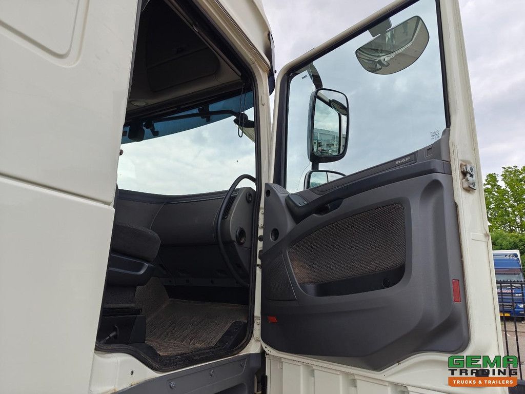 DAF XF 460 FT 4x2 SuperSpaceCab Euro6A - Retarder - Parking air conditioning - SmartTacho V2 - 12/2026 MOT