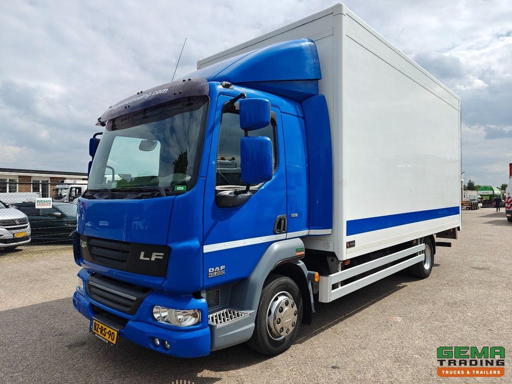 DAF FA LF45.220 4x2 Sleeper Euro5 EEV - Enclosed Box 5.4m + Tail Lift 1500kg - Home Floor - Side Door - Fold-down Bed
