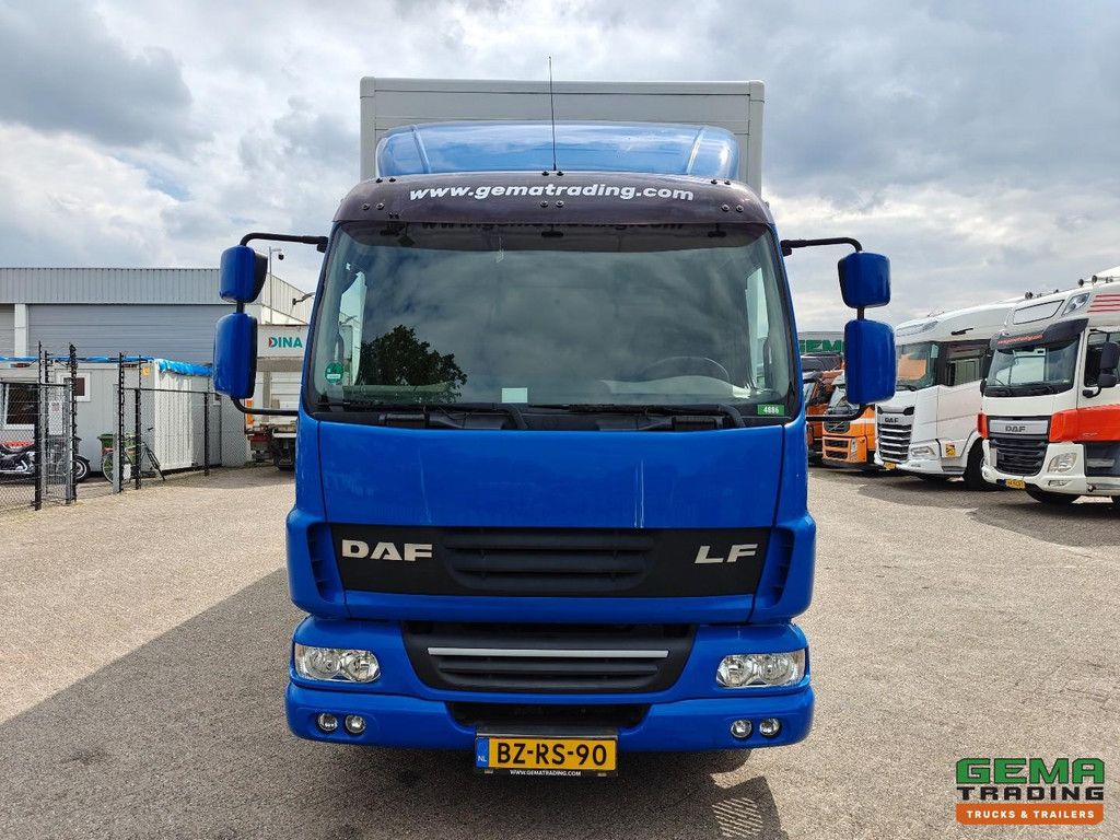 DAF FA LF45.220 4x2 Sleeper Euro5 EEV - Enclosed Box 5.4m + Tail Lift 1500kg - Home Floor - Side Door - Fold-down Bed