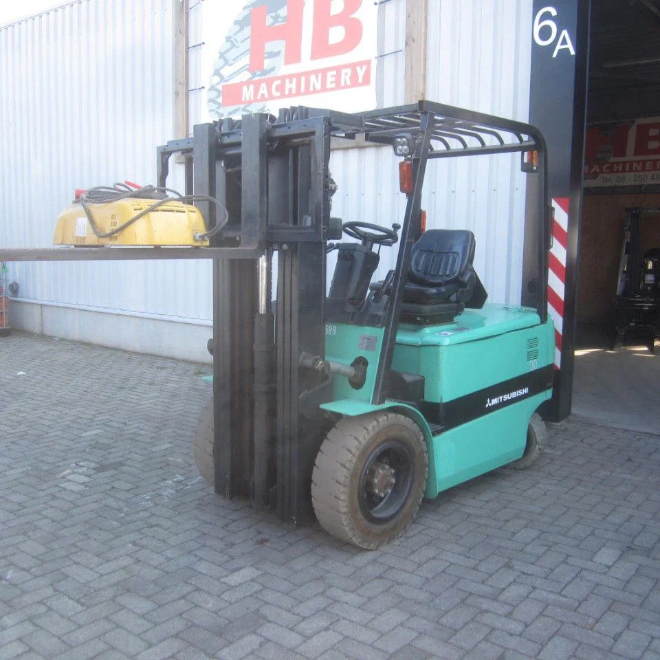 Mitsubishi Heftruck FB30K, elek., triplex, side shift, HH 4.70 mtr.