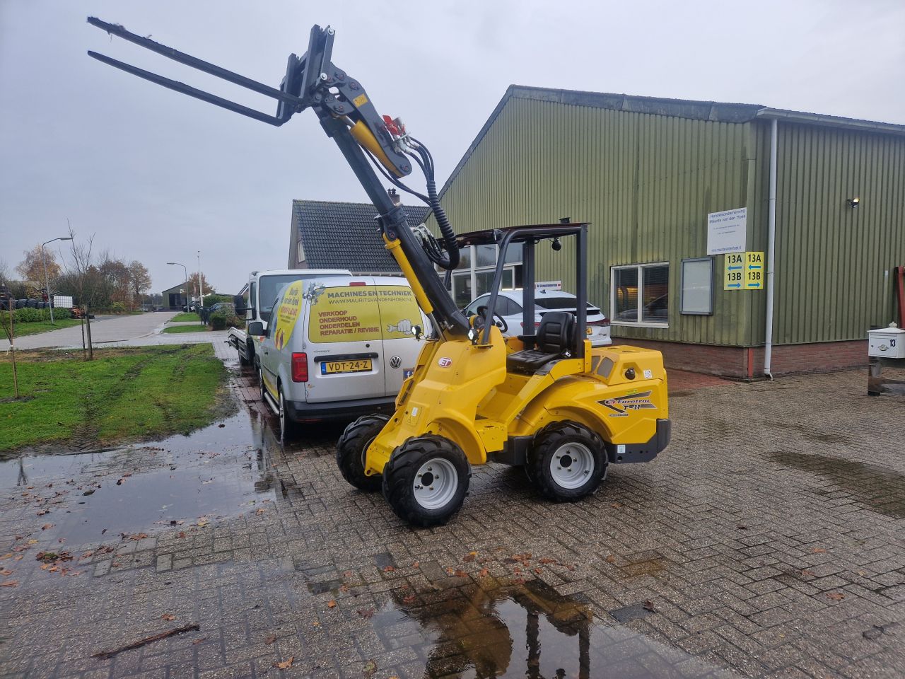 Minigraafmachine-Skidsteer-Minishovel-maaimachines