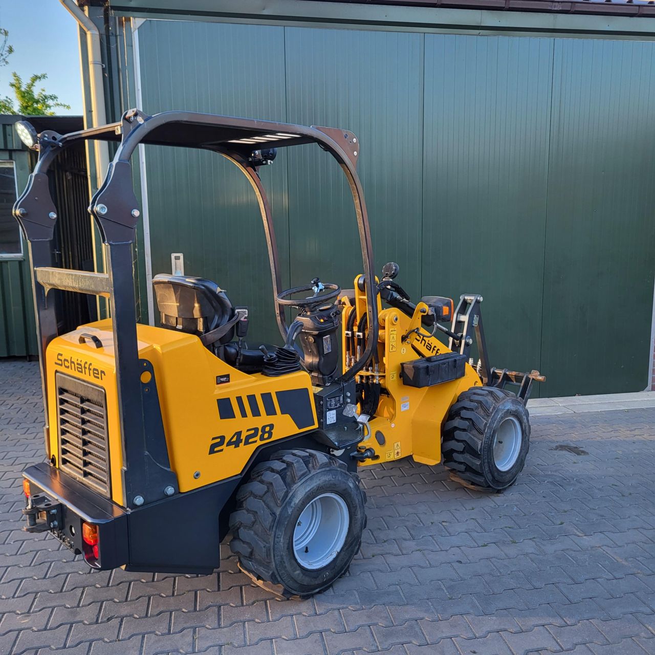 Schaffer 2428 shovel