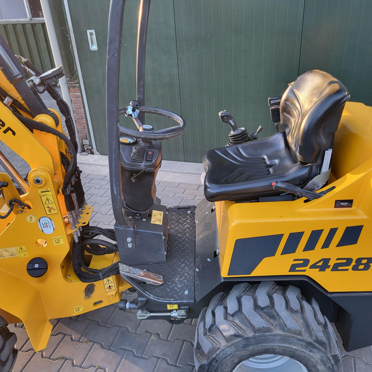 Schaffer 2428 shovel