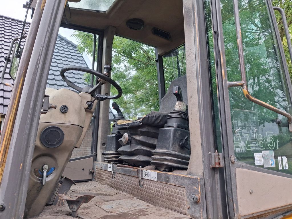 Ahlmann Az85 t shovel/wiellader
