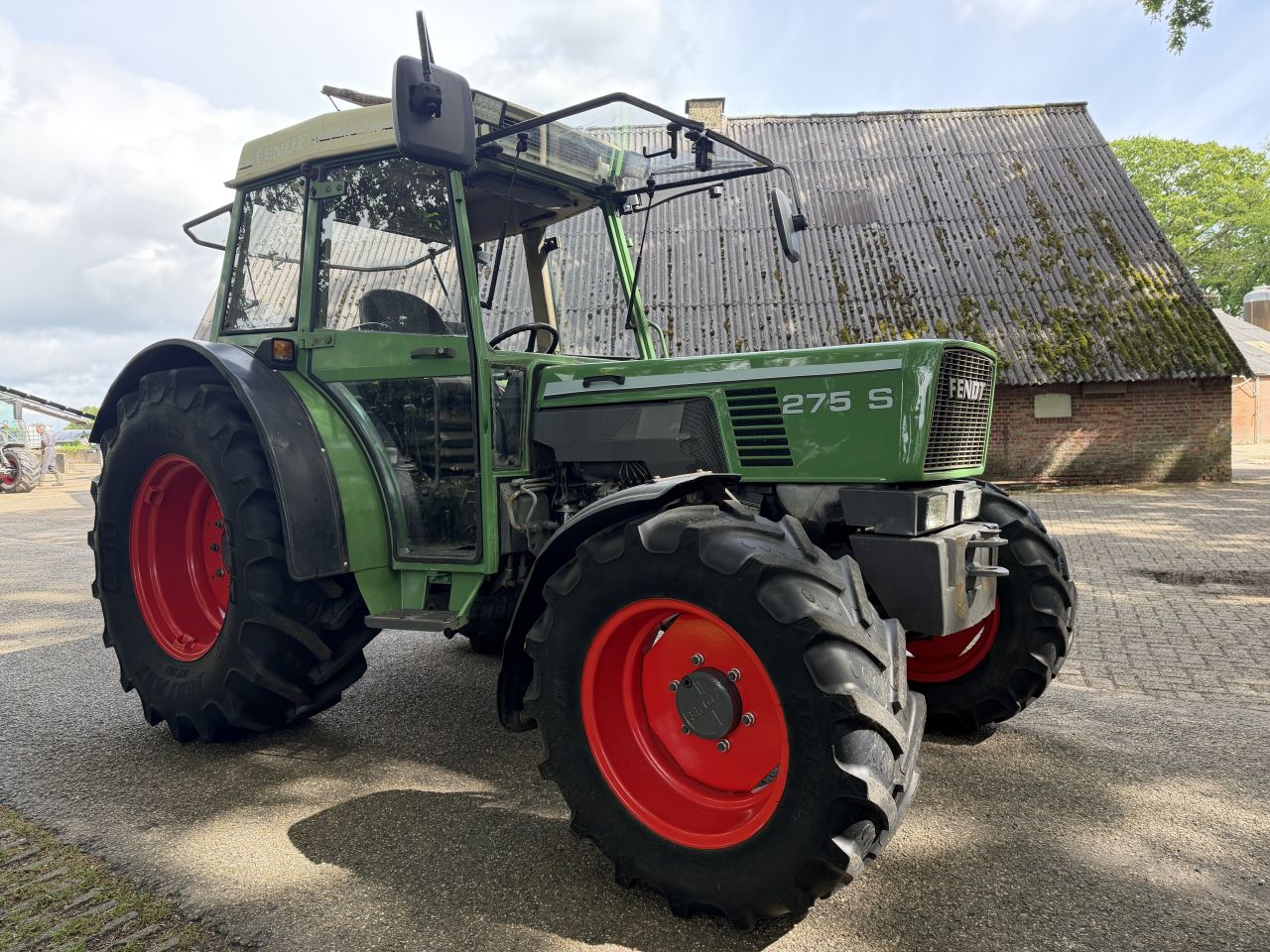 Fendt 275S