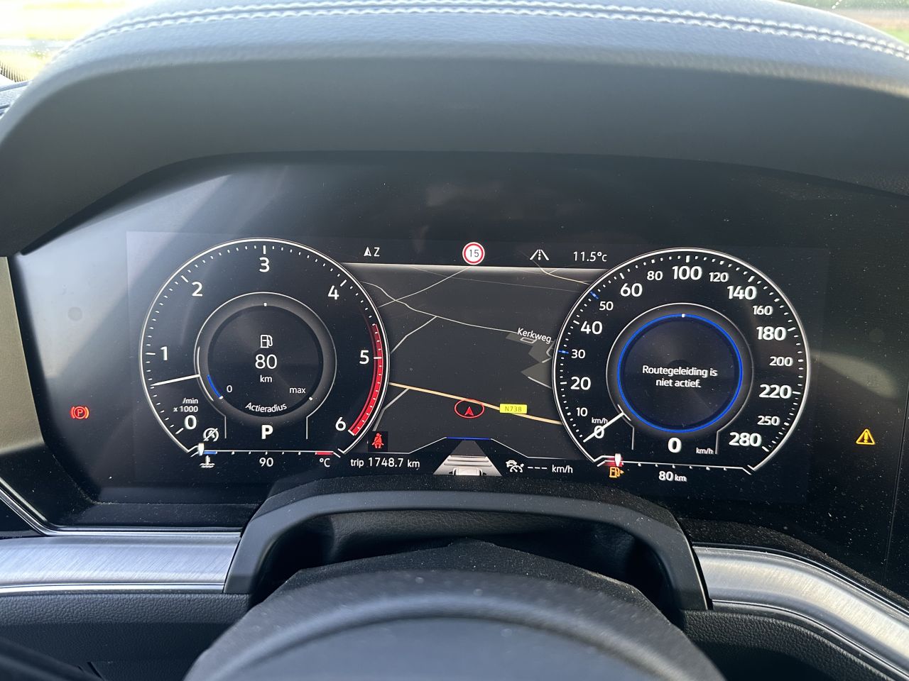 Volkswagen touareg R line grijs kenteken