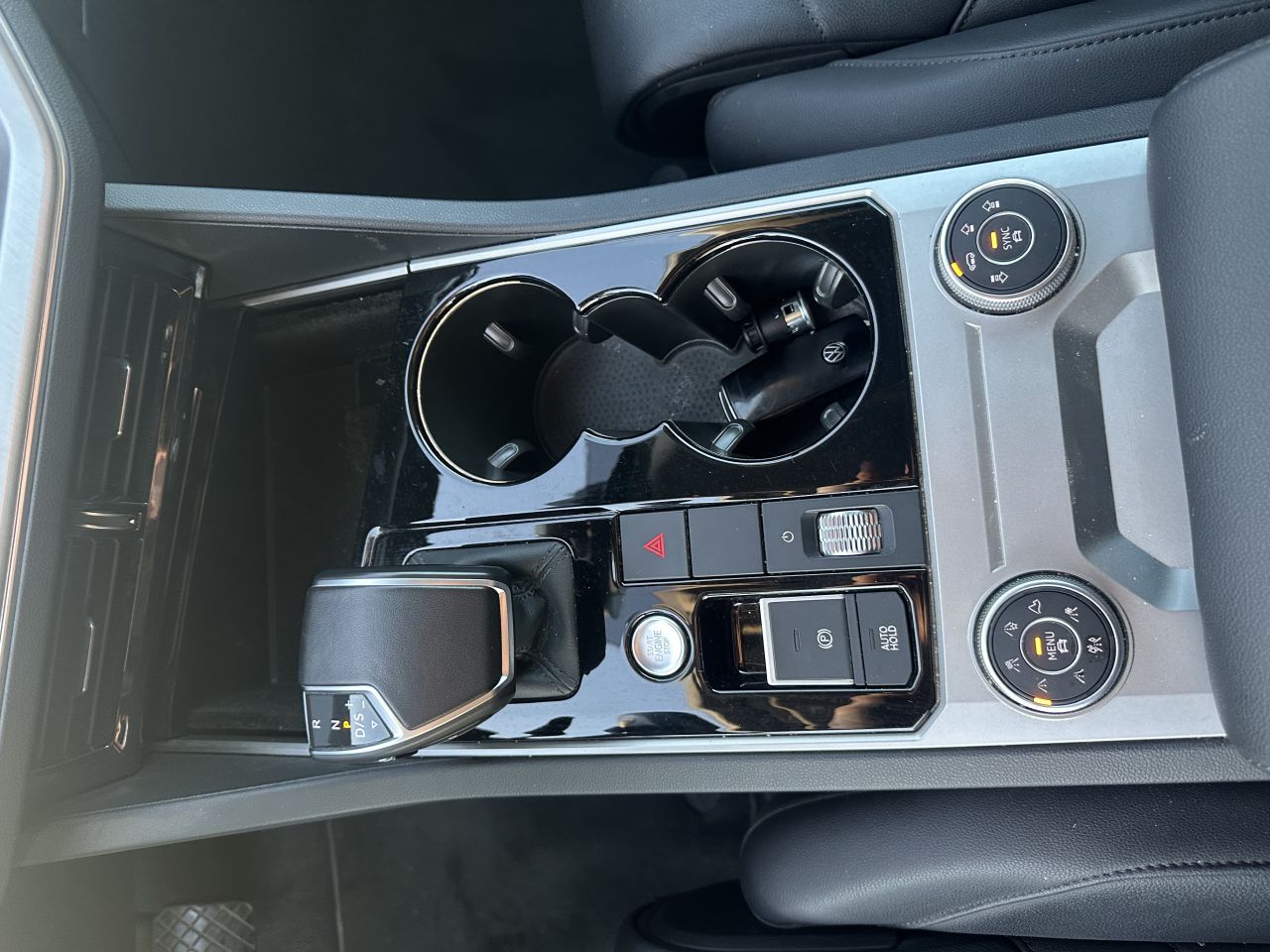 Volkswagen touareg R line grijs kenteken