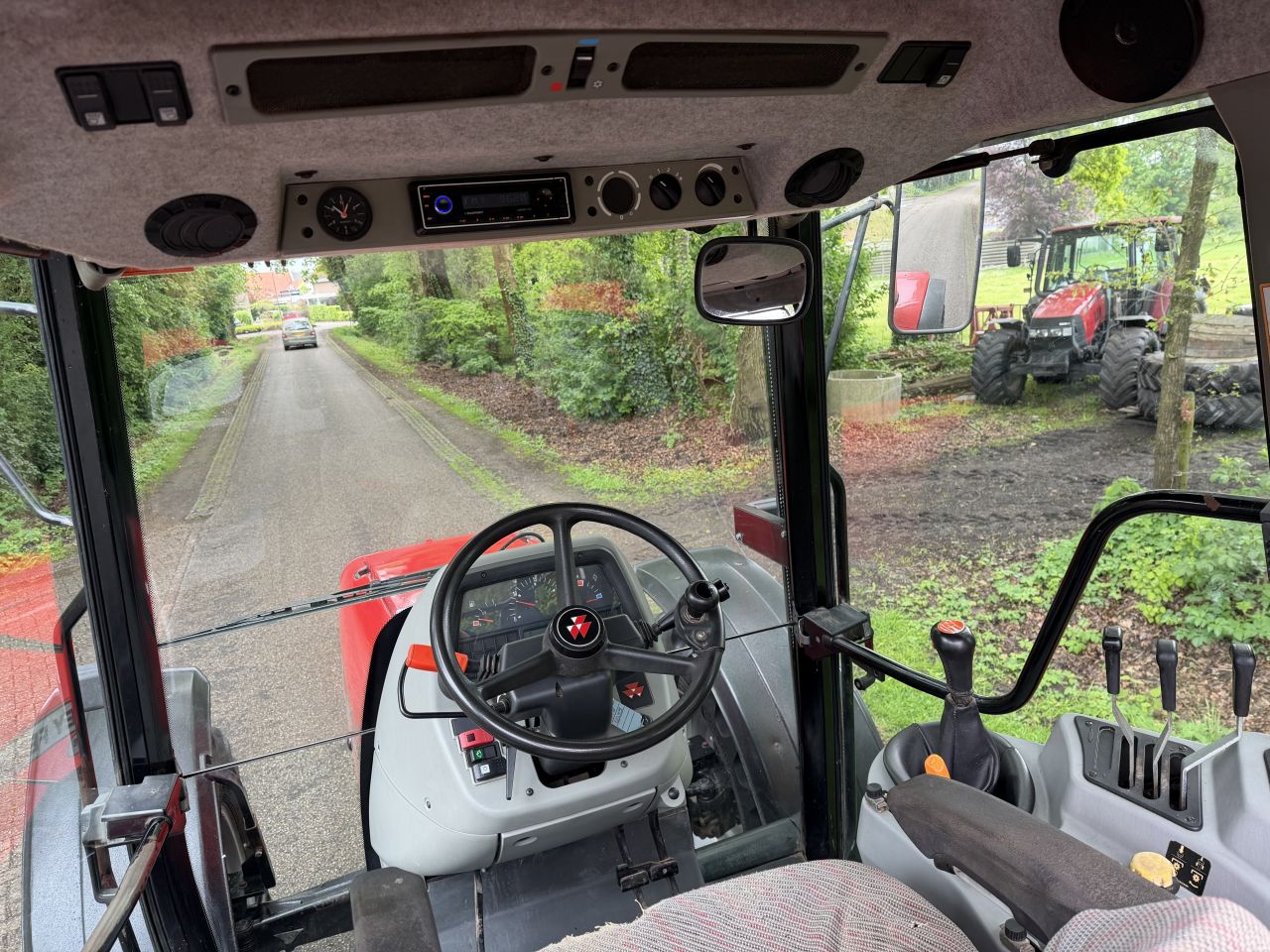 Massey Ferguson 4355 met maar 2325 uur!