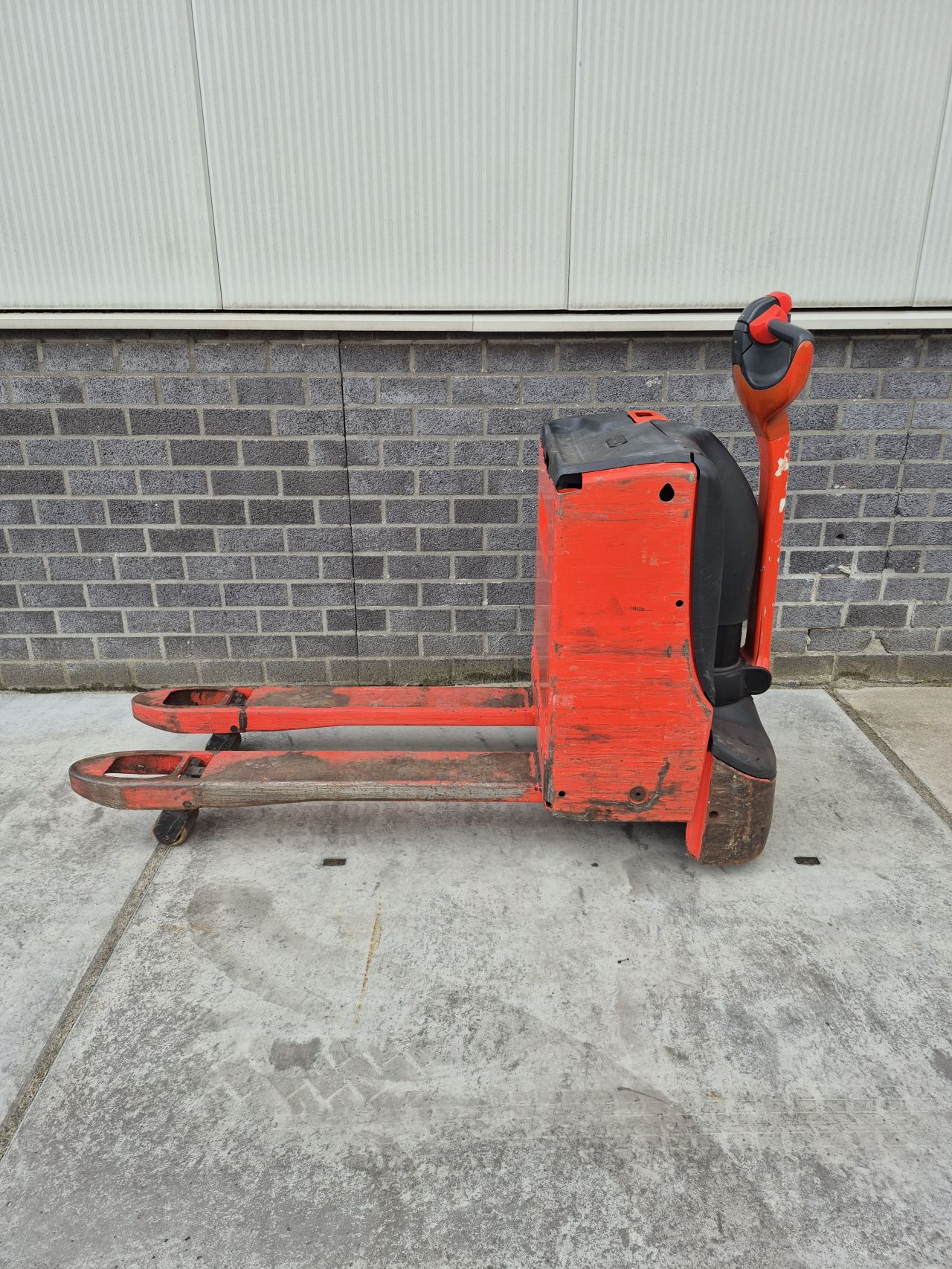 Linde T16 bj 2018 3157 uur