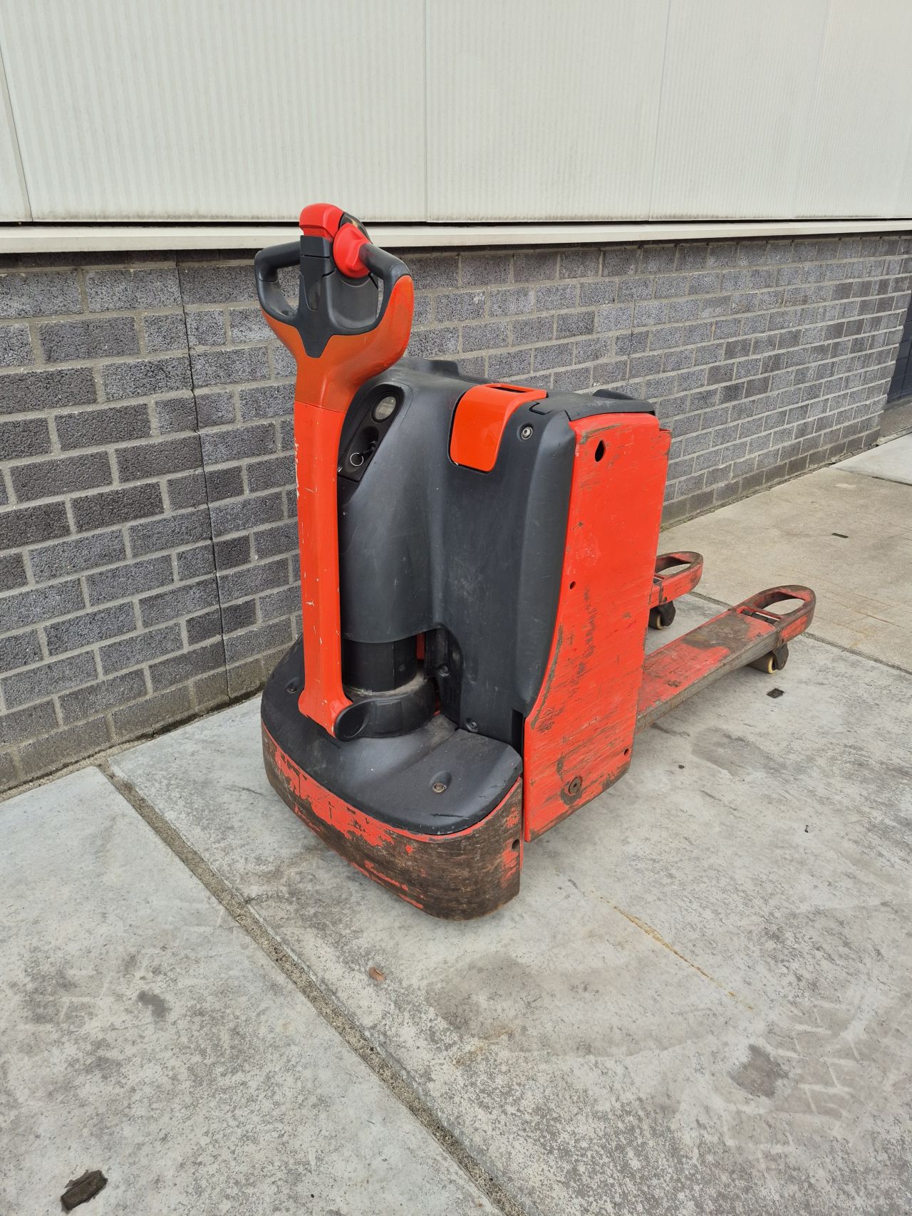 Linde T16 bj 2018 3157 uur