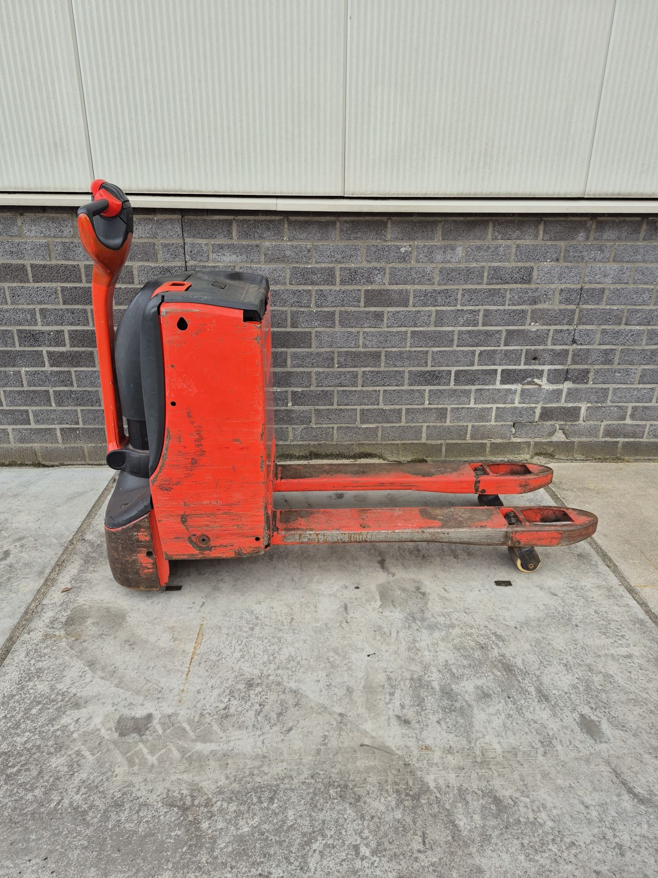 Linde T16 bj 2018 3157 uur