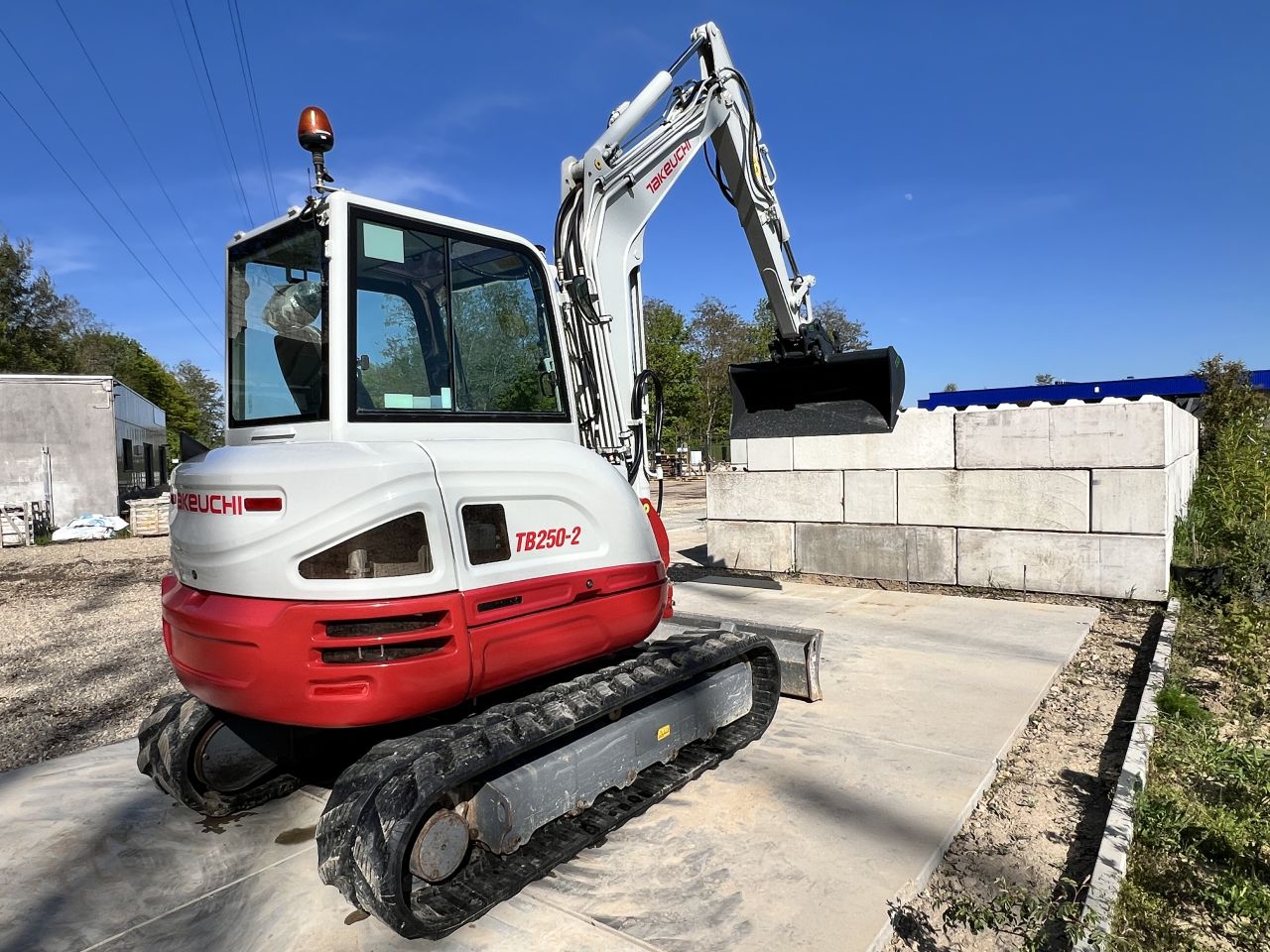 Takeuchi TB250-2 Minigraver