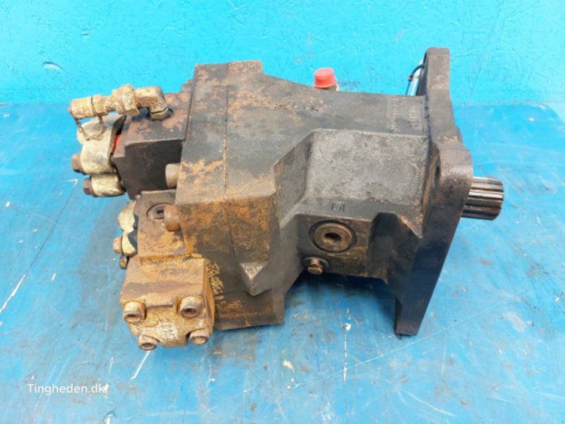 New Holland CR10.90