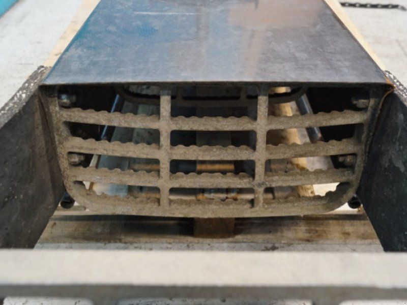 Case Axial Flow 9010