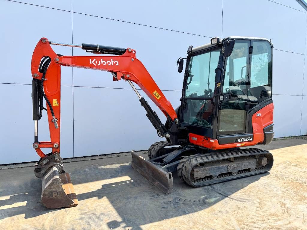 Kubota KX027-4 - Hammer Lines / Quick Coupler