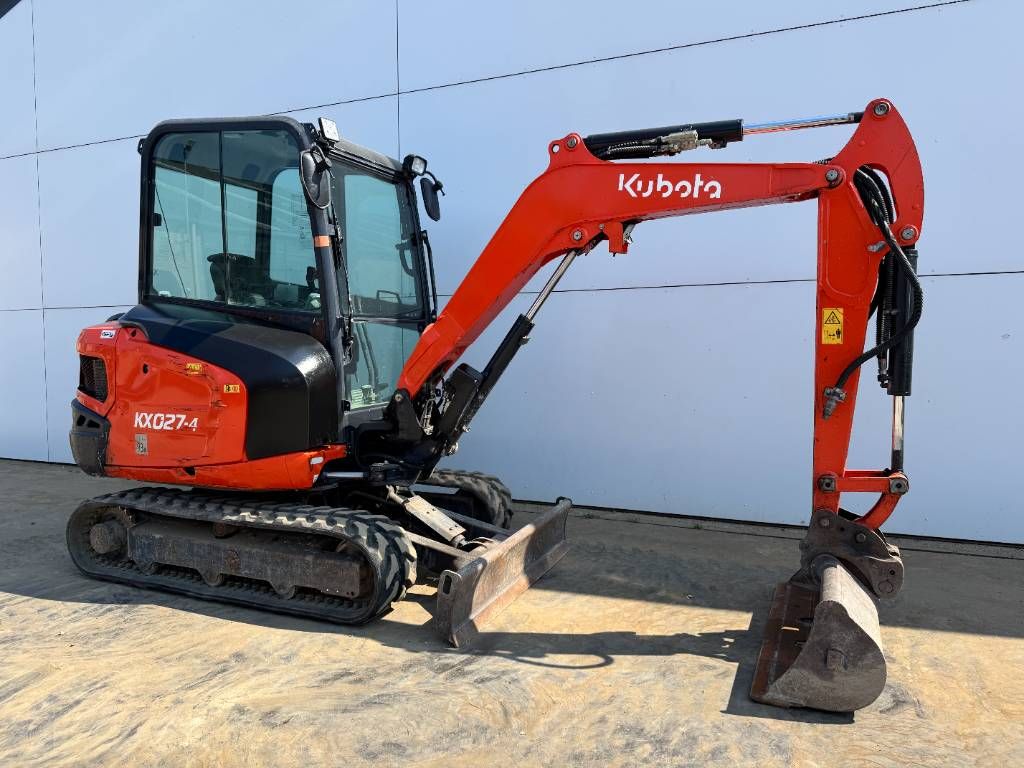 Kubota KX027-4 - Hammer Lines / Quick Coupler