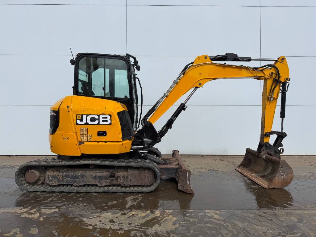 JCB 48Z-1 - Hammer Lines / Quick Coupler