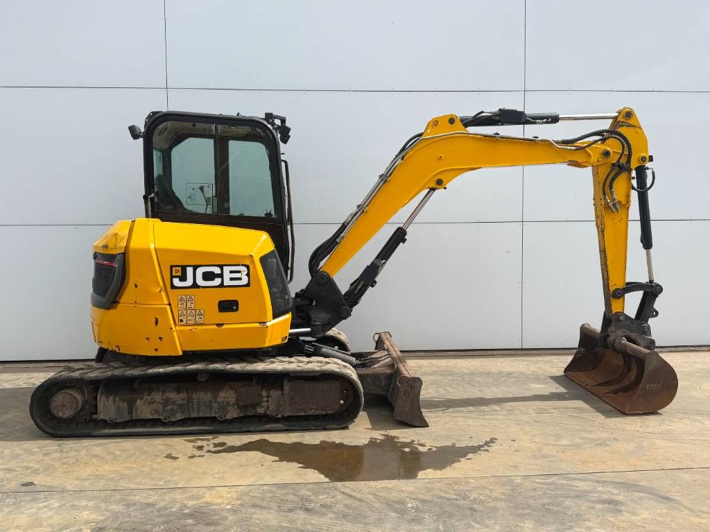 JCB 48Z-1 - Hammer Lines / Quick Coupler