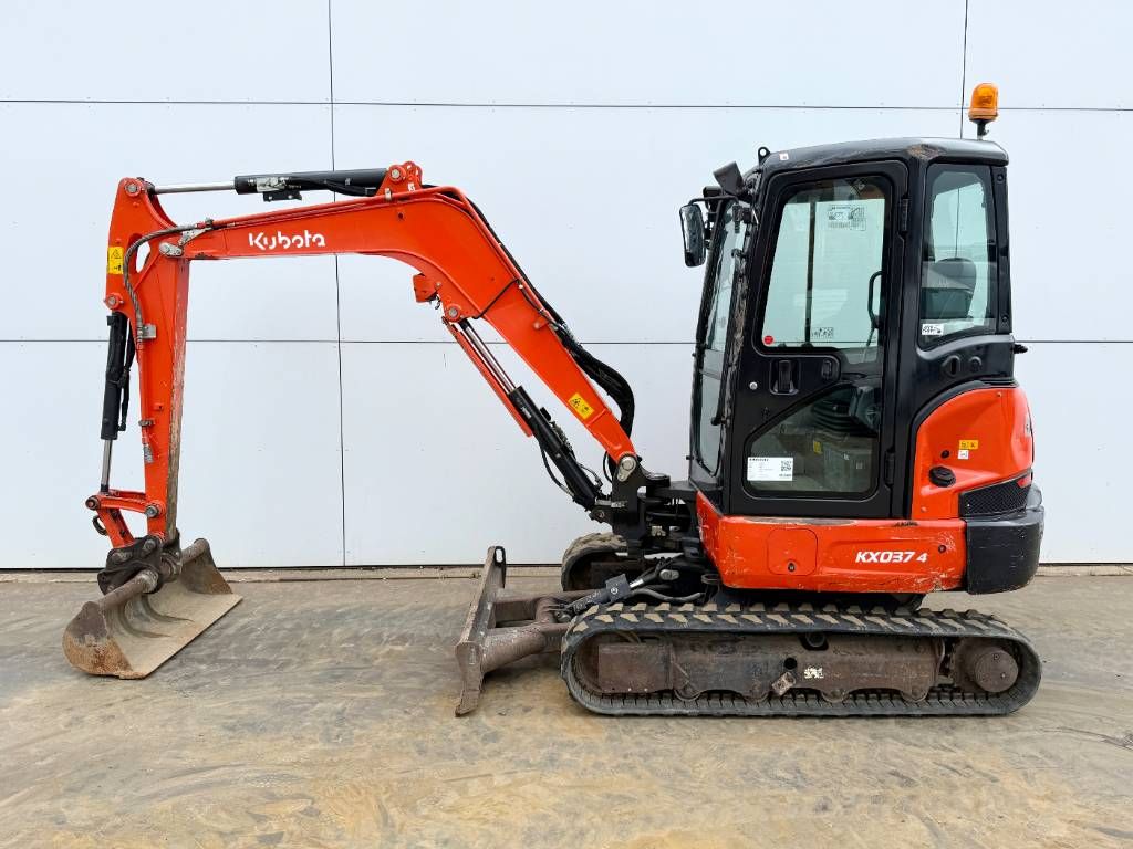 Kubota KX037-4 - Hammer Lines / Quick Coupler