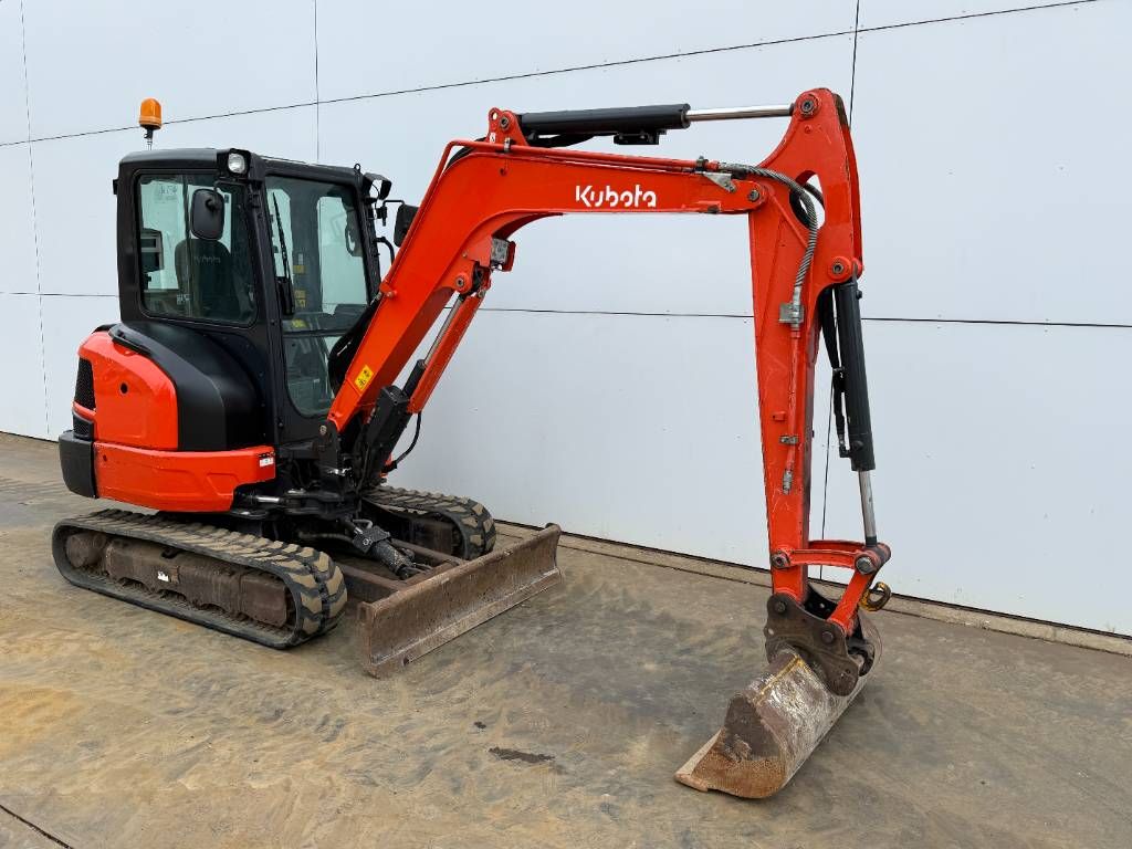 Kubota KX037-4 - Hammer Lines / Quick Coupler