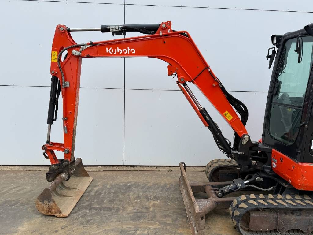 Kubota KX037-4 - Hammer Lines / Quick Coupler