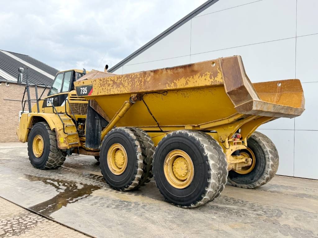CAT 735 - Automatic Greasing / Camera
