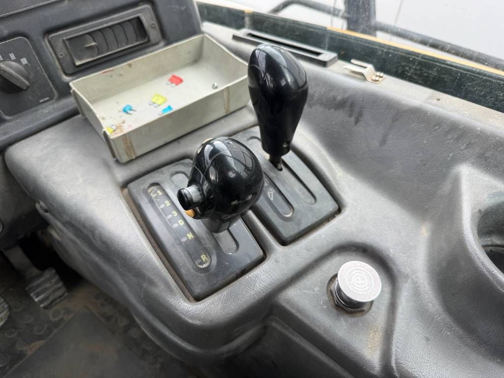 CAT 735 - Automatic Greasing / Camera