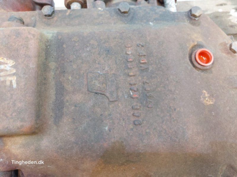 Massey Ferguson 38
