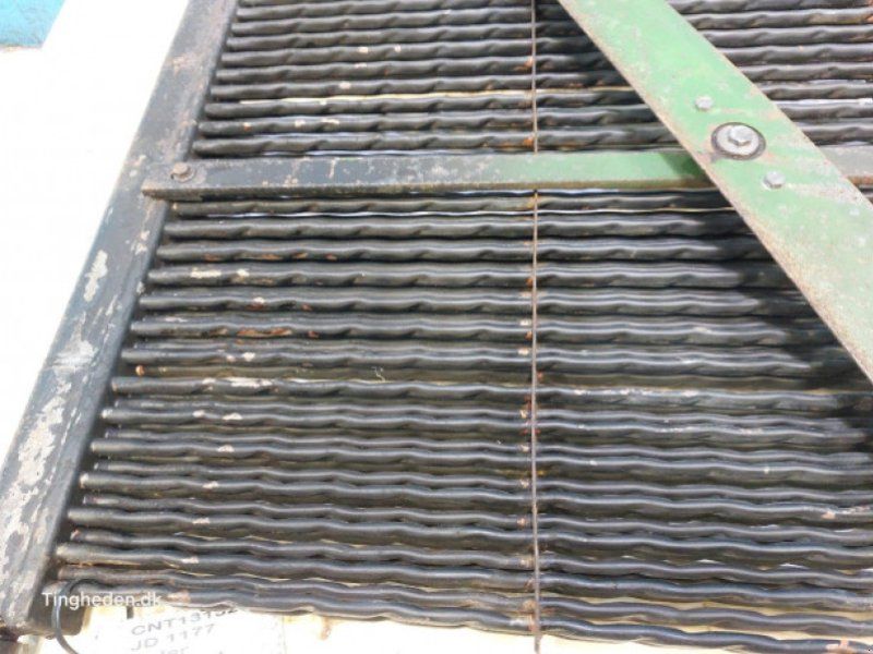 John Deere 1177