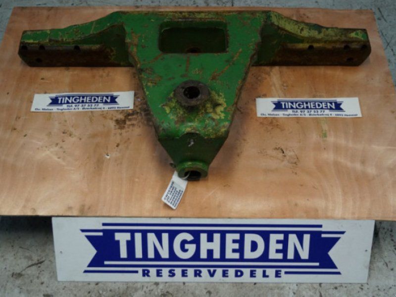 John Deere 2840