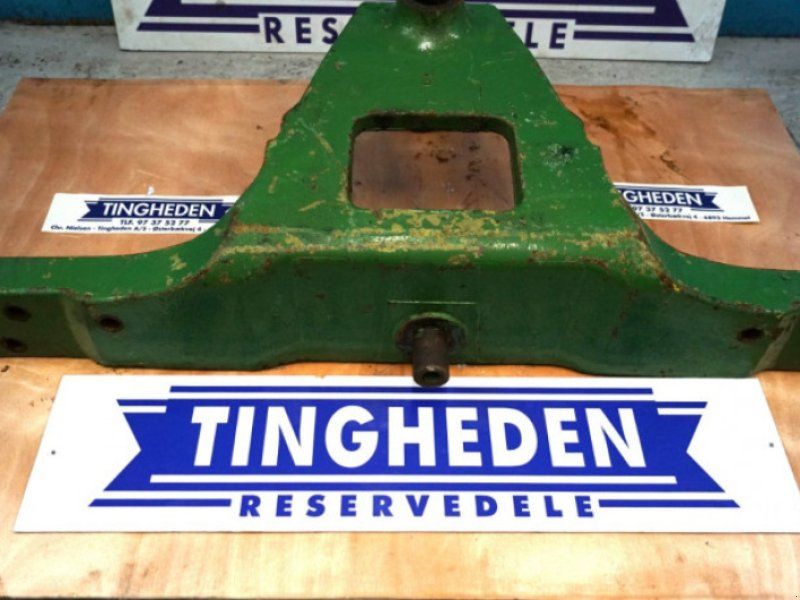 John Deere 2840