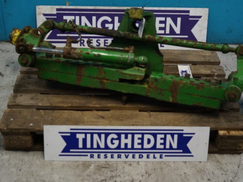 John Deere 2850
