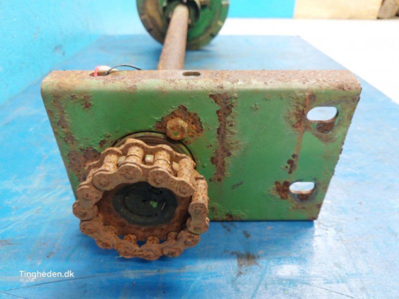 John Deere 1000