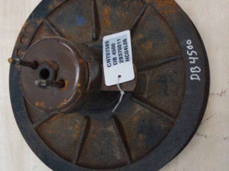 D4500