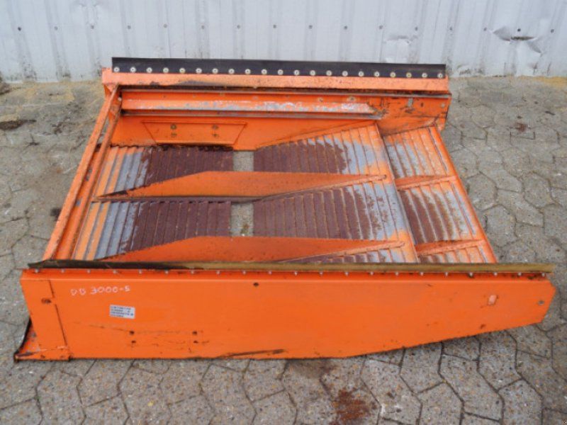 D3000