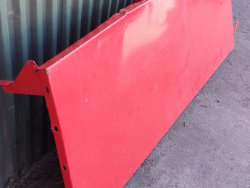 Massey Ferguson 32