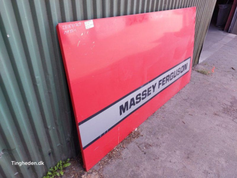 Massey Ferguson 32