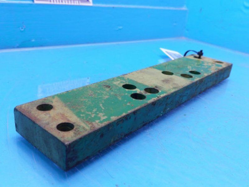 John Deere 2141