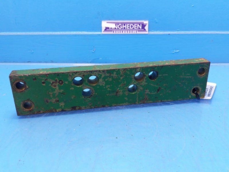 John Deere 2141