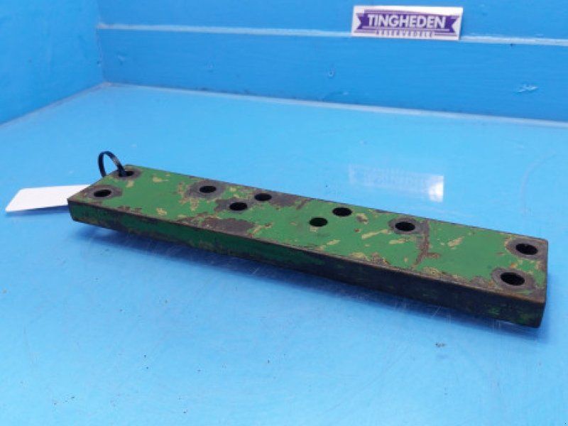 John Deere 2250