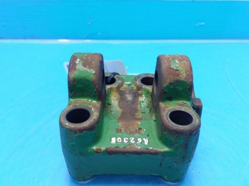John Deere 4440