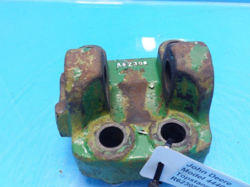John Deere 4440