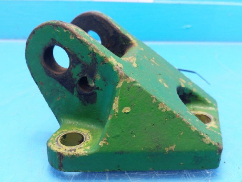 John Deere 2020