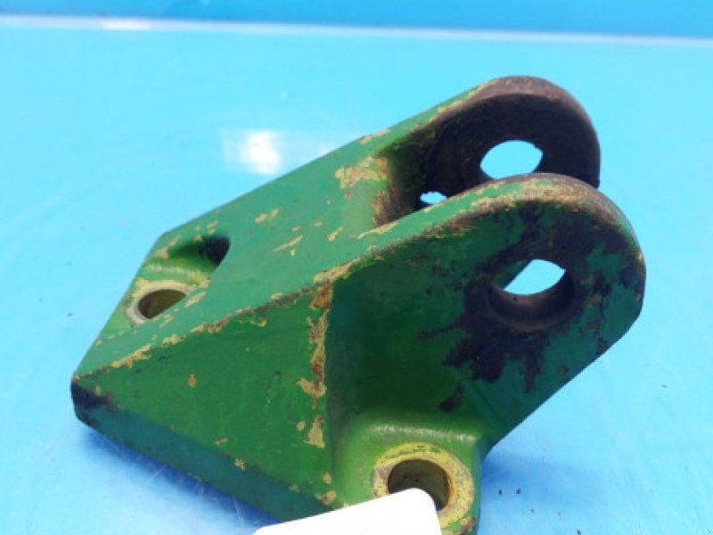 John Deere 2020