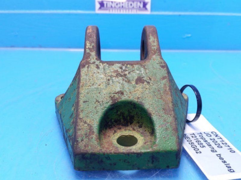 John Deere 2020