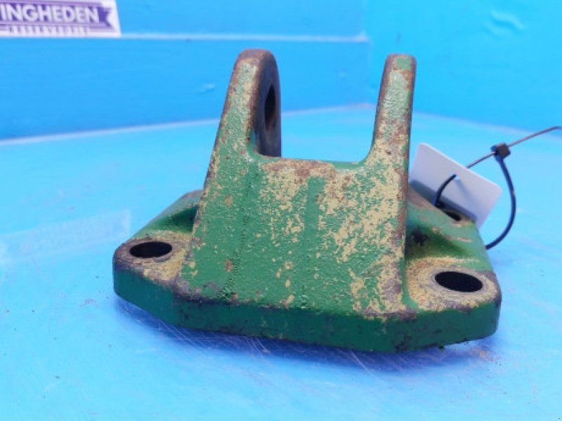 John Deere 3050