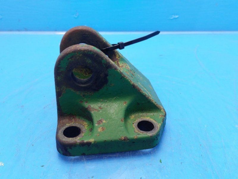 John Deere 3050