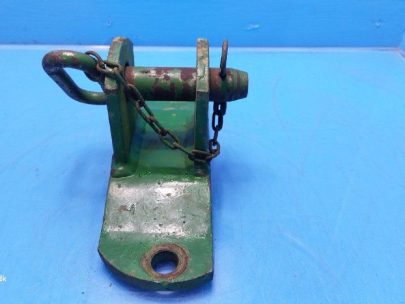 John Deere 2140